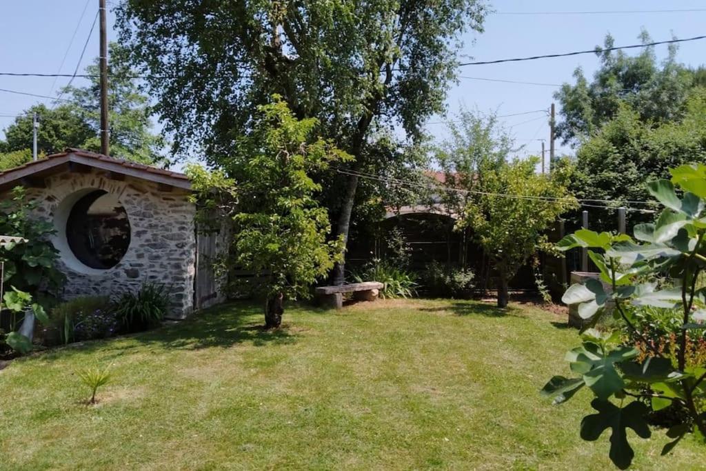 Maison A La Campagne Les Brouzils エクステリア 写真